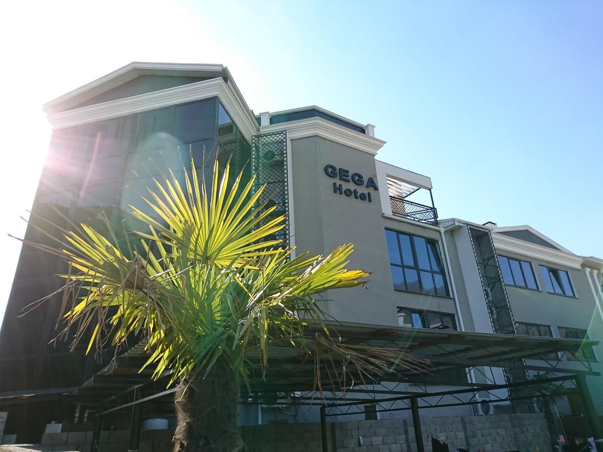 Gega Hotel Gagra Exteriör bild